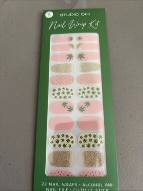 Studio Pink, Gold & Green Nail Wrap Set